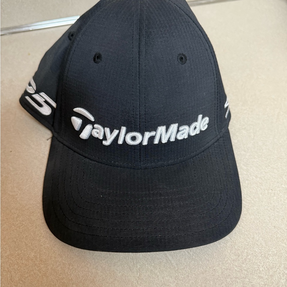 TaylorMade Black Golf Hat